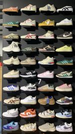 Two pairs of sports shoes. Mark the corresponding sizes with circles and send them to us. After placing the order, we will arrange for the shipment for you. - Image 11