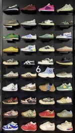 Two pairs of sports shoes. Mark the corresponding sizes with circles and send them to us. After placing the order, we will arrange for the shipment for you. - Image 5