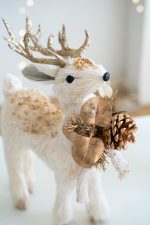 White Gold Christmas Decor, Realistic Deer Squirrel Figurines, Tree Base Display Set, Festive Tabletop Decorations Winter Scene - Image 5