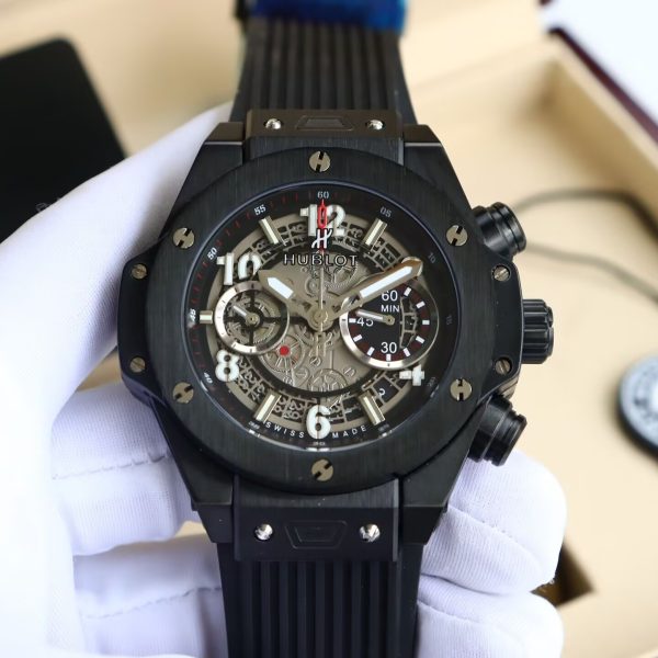 This fully automatic mechanical watch - do you know how to set it up?